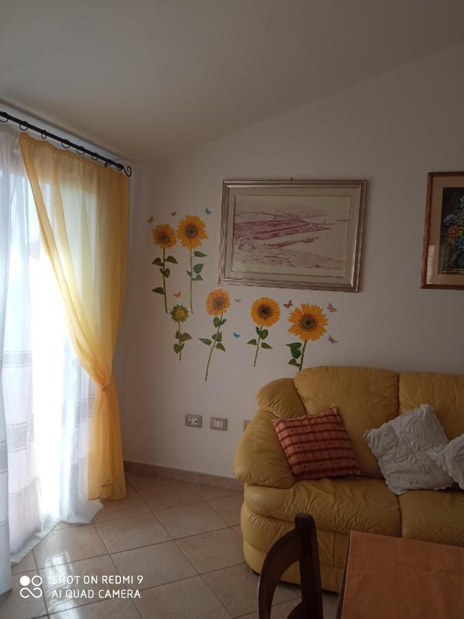 Апартаменти Casa Girasole Кастельсардо Екстер'єр фото